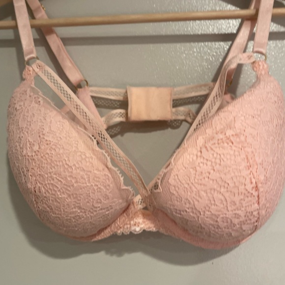 NWOT - Victoria’s Secret Pink Push Up Bra Size 34D - Picture 3 of 11
